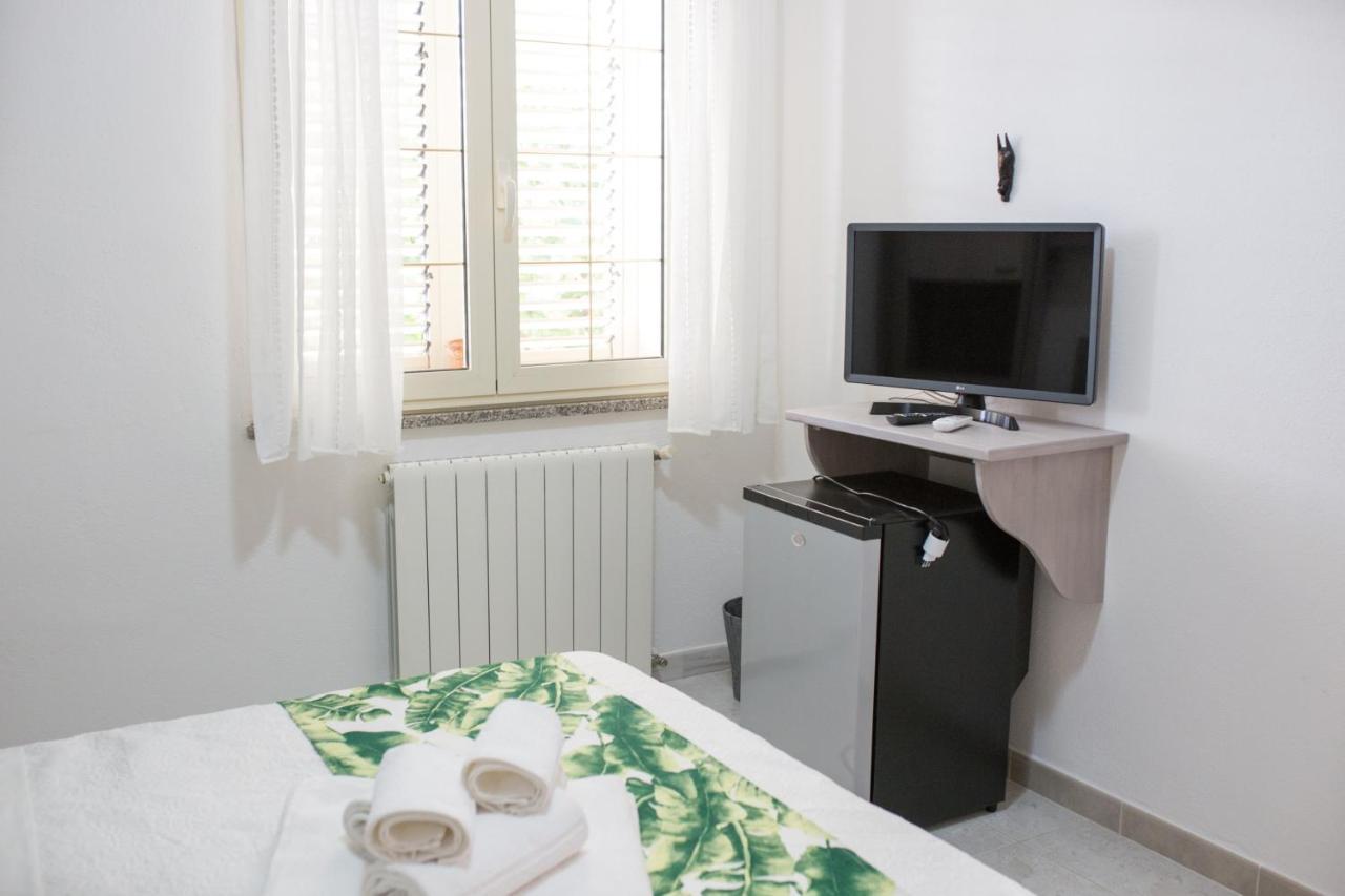 B&B La Quercia Budoni, Tanaunella Bagian luar foto