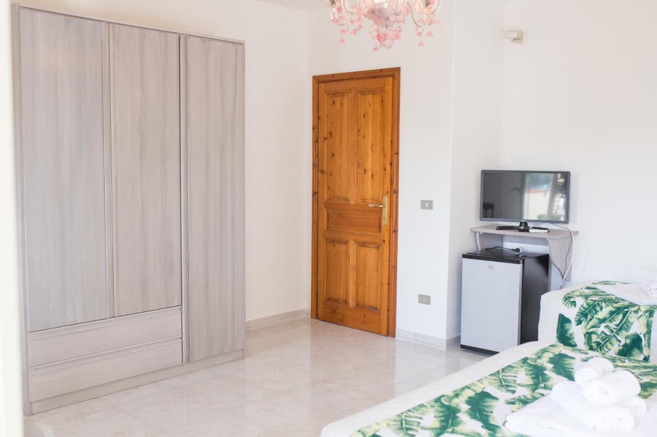 B&B La Quercia Budoni, Tanaunella Bagian luar foto
